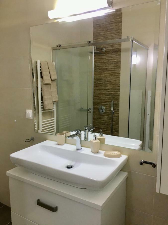 Sea Star Luxury Apartment เอเธนส์ ภายนอก รูปภาพ